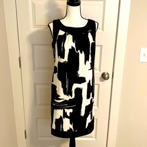 I.N. Studio|| Black/white print sleeveless dress.  Sturdy, silky fabric